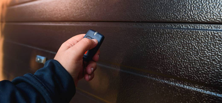 automatic door opener with remote control in Glenview, IL